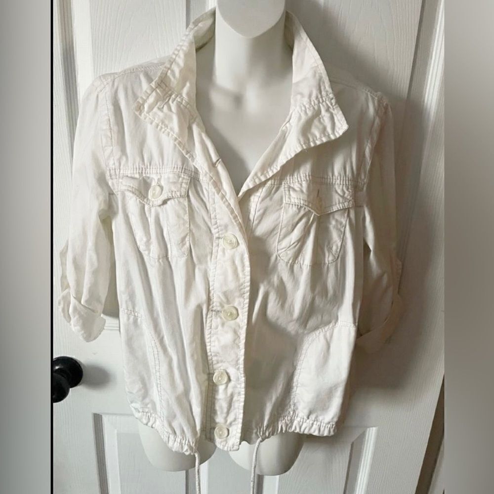French cuff white lightweight jacket